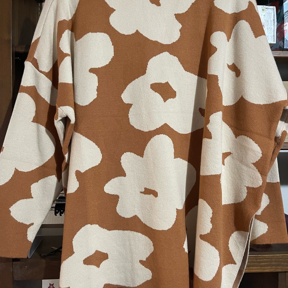 SOLD **PRICE DROP** JODIFL Brown and Cream Knit Sweater